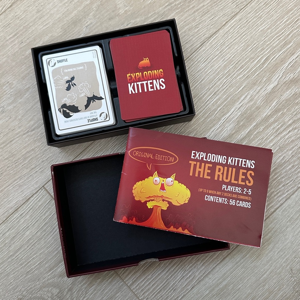 Exploding Kittens Card Game - Picture 3 of 3